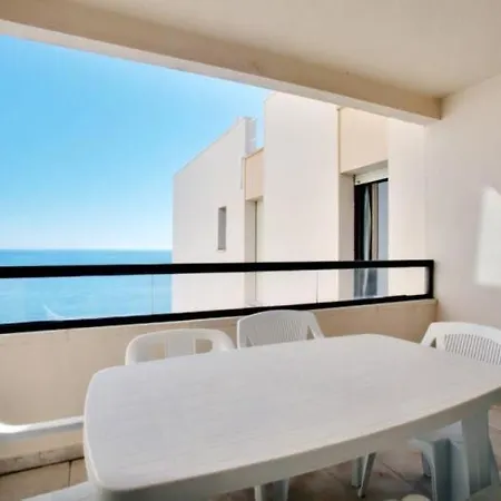 Holi-rent Veramar Εστεπόνα